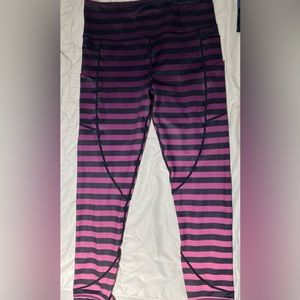 Never worn Zyia Purple Ombré leggings size 12 with pockets